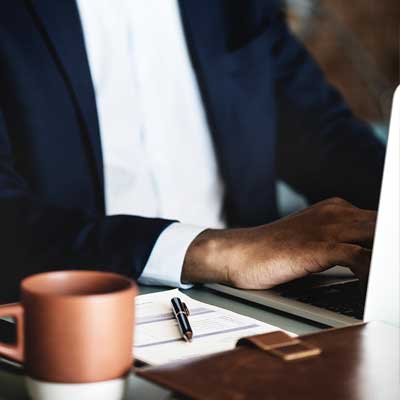 مسئول دفتر 6 استخدام مسئول دفتر شرکت پویهگام